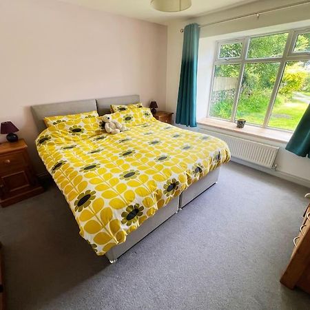 בנגור Self-Contained Ensuite Double Or Twin Bedroom In Pentir מראה חיצוני תמונה
