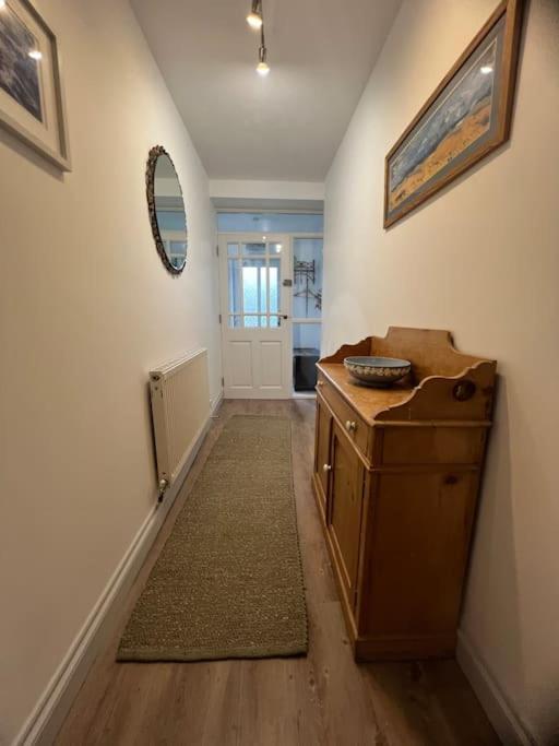 בנגור Self-Contained Ensuite Double Or Twin Bedroom In Pentir מראה חיצוני תמונה